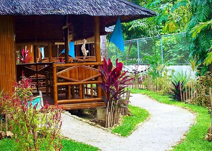 Resort Camotes-hidden-huts