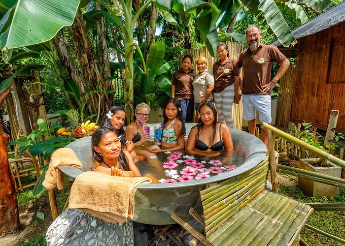 Resort Camotes-hidden-huts